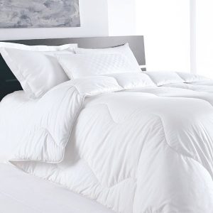 A Touch of Silk Luxury 10.5 tog Duvet Mulberry Silk & Microfibre Filling